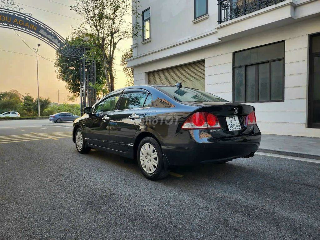 Honda Civic 2007 1.8 MT - 220000 km