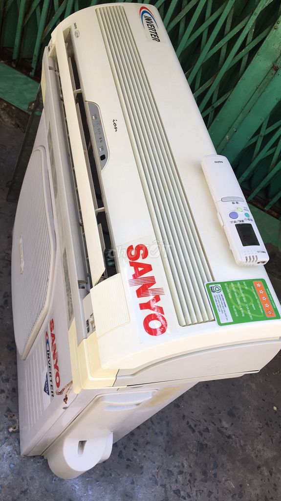 0339247790 - Cần bán bộ máy lạnh sanyo INVERTER 1 ngựa