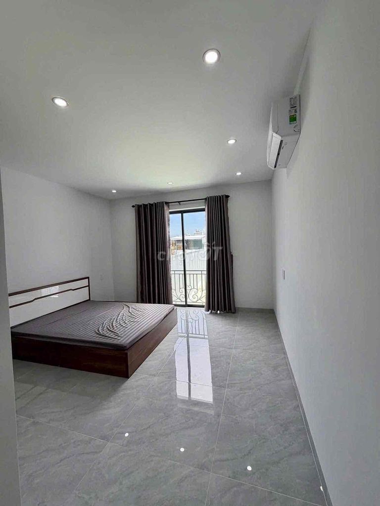 Furnished 3-storey house off Nguyễn Công Hãng — photo 7