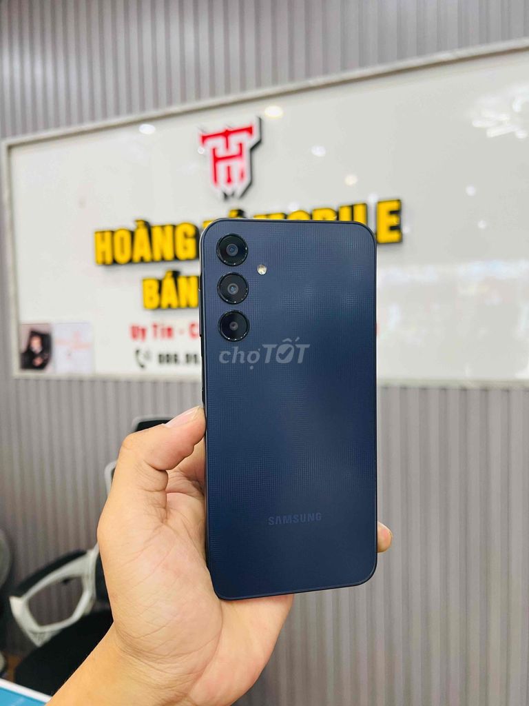Samsung A25 5G 128GB Đen. Mua bán Điện thoại tại Quận Liên Chiểu Đà Nẵng được đăng bởi Hoàng Tú Mobile hình 1