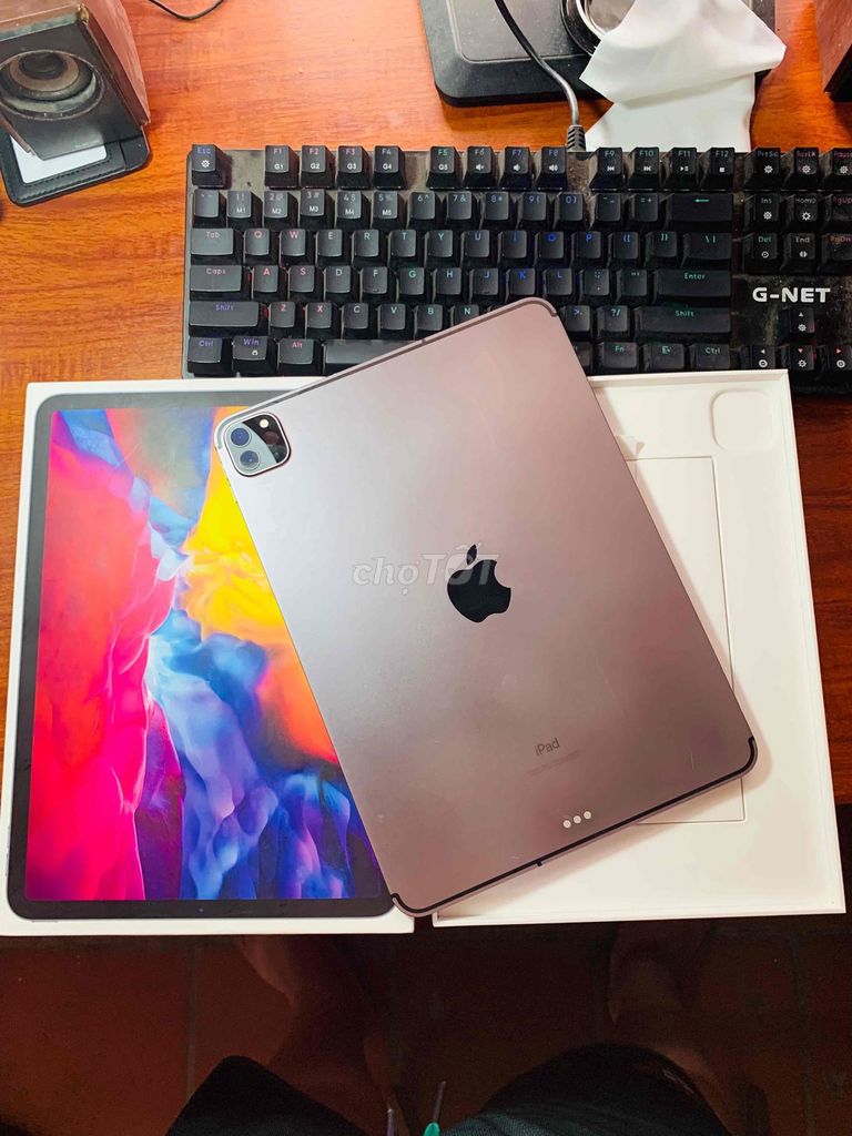 Apple iPad Pro 2020 11 inch 256GB 5G Wifi Xám. Mua bán Máy tính bảng tại Thị xã Từ Sơn Bắc Ninh được đăng bởi Ngô Thịnh hình 1