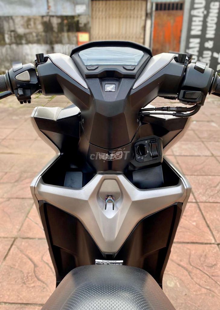 VARIO 150i 2018 nhập indo màu Bạc Nhám Máy Zin. Mua bán Xe máy tại Quận Ninh Kiều Cần Thơ được đăng bởi Xe Máy TÂN LIÊN HƯNG 1 91B hình 7