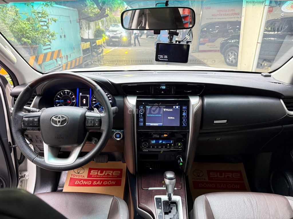 Toyota Fortuner 2019 2.7V 4x2 AT - 92565 km. Mua bán Ô tô tại Quận Gò Vấp Tp Hồ Chí Minh được đăng bởi Nhớ Toyota Đông Sài Gòn Xe Qua Sư Dụng hình 10