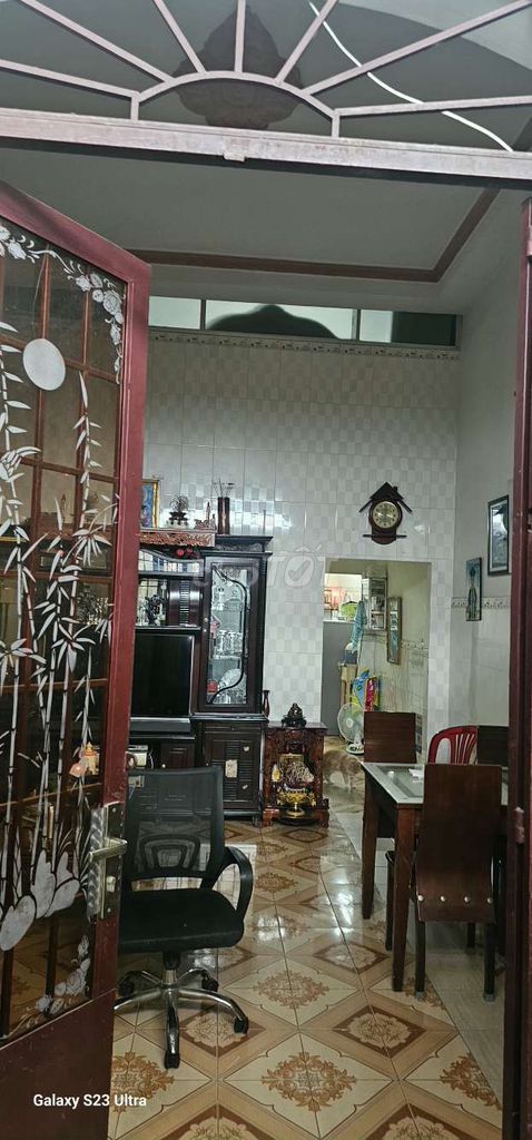 cần bán nhà đang ở