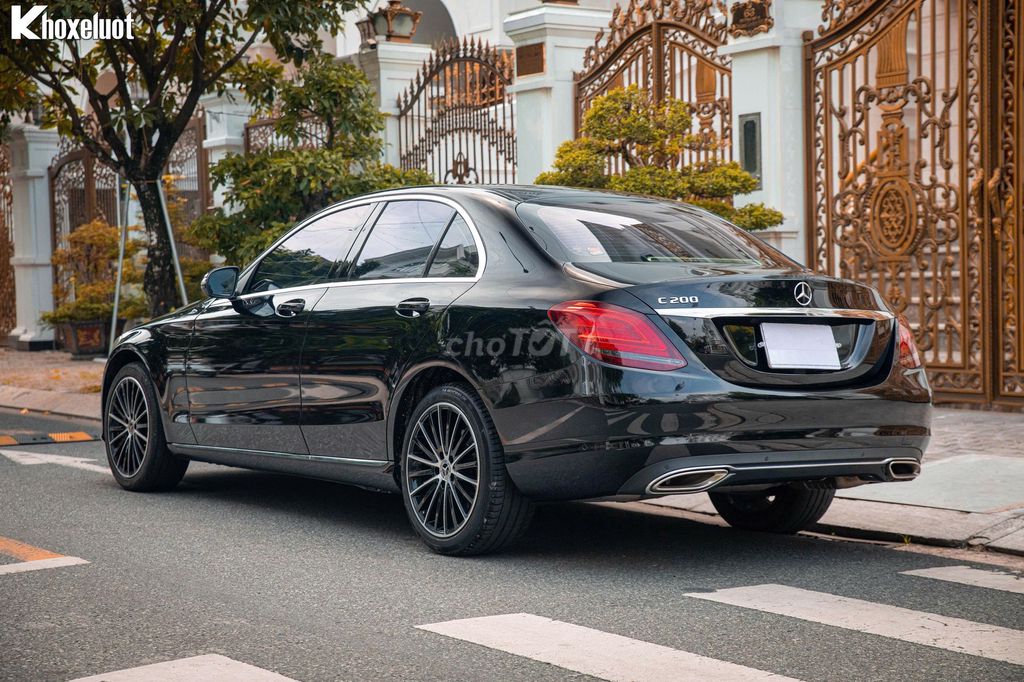 Mercedes C200 Exclusive 2020 Đen 30000 km. Mua bán Ô tô tại Quận Gò Vấp Tp Hồ Chí Minh được đăng bởi NGUYỄN MINH VUA XE LƯỚT hình 8