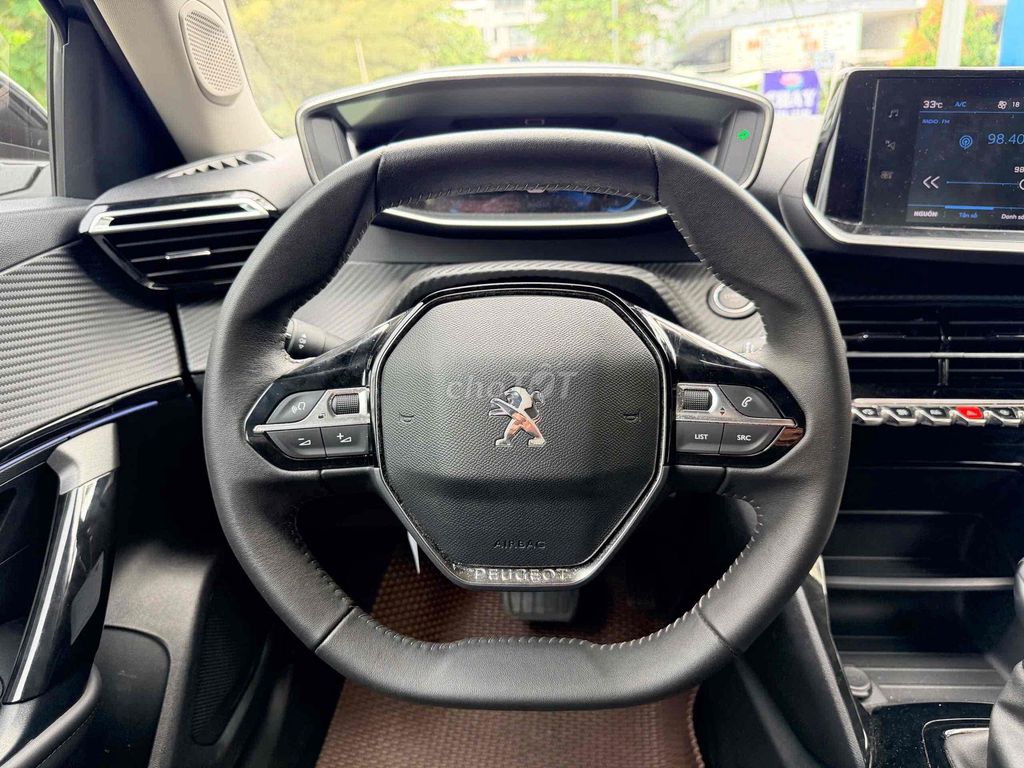 Peugeot 3008 2022 GT - 35000 km. Mua bán Ô tô tại Quận Tân Bình Tp Hồ Chí Minh được đăng bởi Nguyễn Duy hình 12