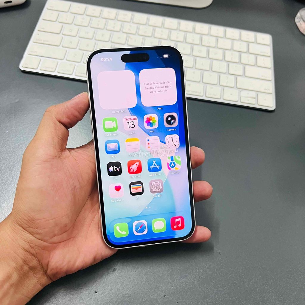 🌈iPhone 16 128GB Bạc zin đẹp 98%. Mua bán Điện thoại tại Quận Ninh Kiều Cần Thơ được đăng bởi Trường Mobile hình 1