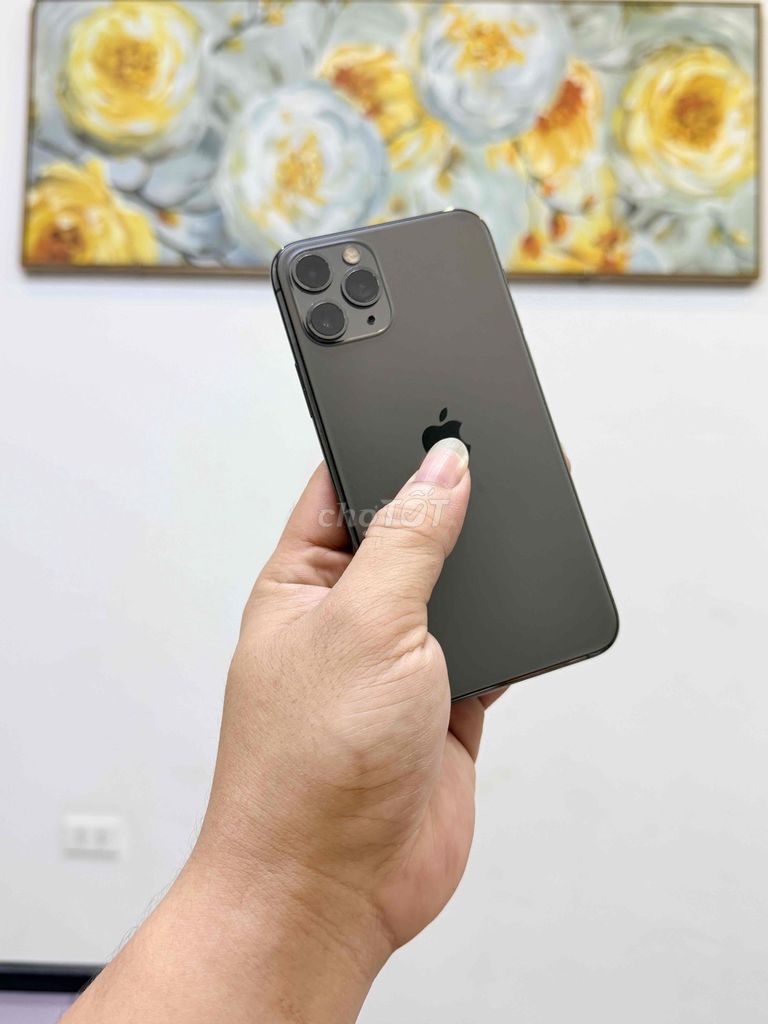 iPhone 11 Pro 64GB Đen LL/A. Mua bán Điện thoại tại Quận Thanh Xuân Hà Nội được đăng bởi Đặng Minh Kiên hình 1