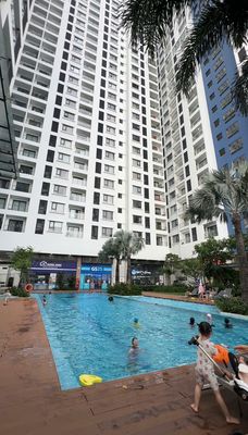HÀNG NGỘP - C-Sky view 80m2 2PN giá 28tr/m2 bao sổ