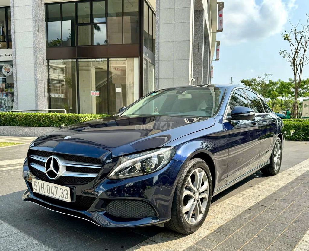 Mercedes Benz C Class 2016 - 80000 km