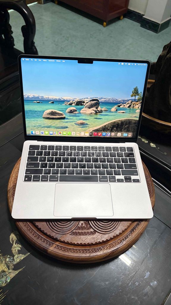 Apple Macbook Air M2 13 inch 8GB/256GB Starlight. Mua bán Laptop tại Thành phố Thủ Dầu Một Bình Dương được đăng bởi Phạm Bảo Ngọc hình 1