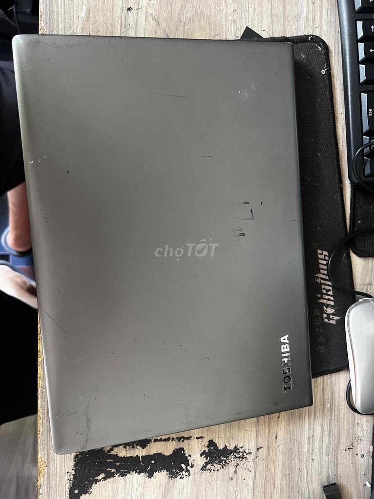 Toshiba Core i7 4GB Xám. Mua bán Laptop tại Huyện Châu Đức Bà Rịa - Vũng Tàu được đăng bởi Hà Cường hình 1