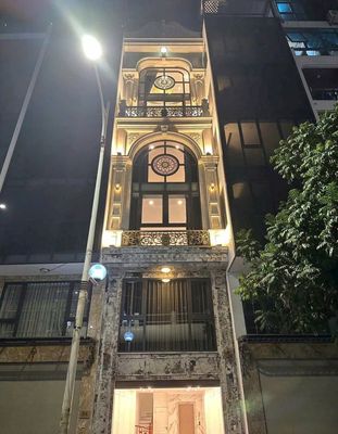 House in Long Biên
