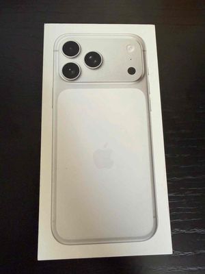 BÁN  iPhone 17 Pro Max 1TB Trắng NGUYÊN SEAL 100%
