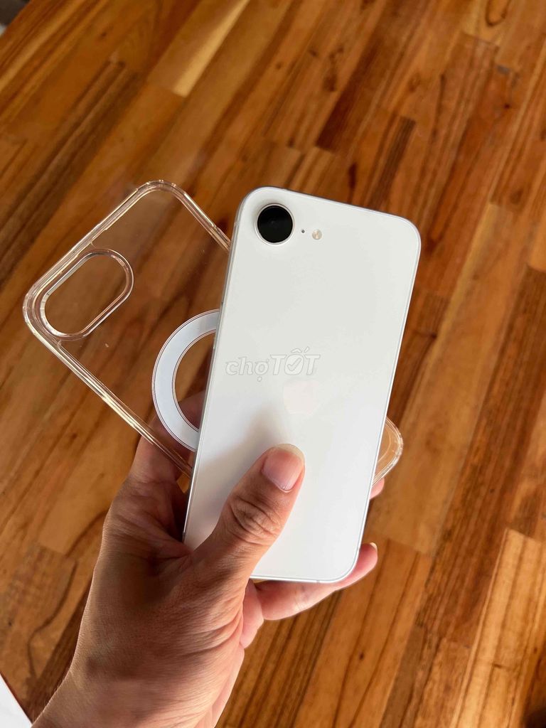 Apple iPhone 16e 128GB Trắng Như mới. Mua bán Điện thoại tại Thị xã Hương Thủy Thừa Thiên Huế được đăng bởi tran phong hình 1