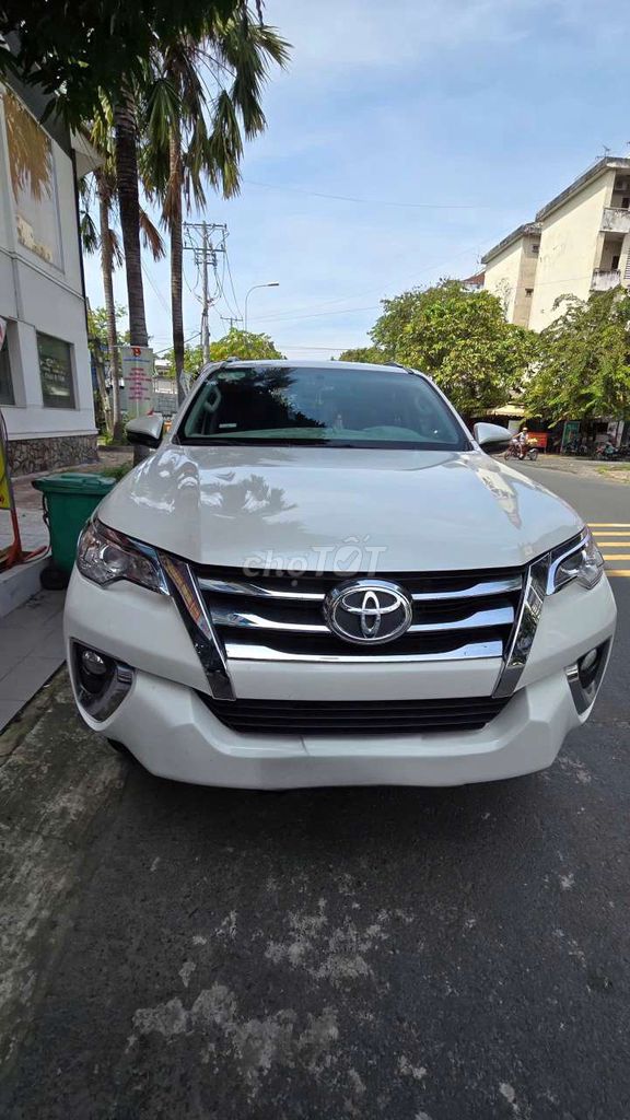Toyota Fortuner 2019 2.4L trắng. Mua bán Ô tô tại Quận Gò Vấp Tp Hồ Chí Minh được đăng bởi PHẠM VIỆT hình 2
