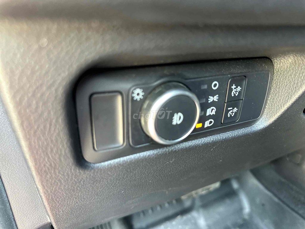 Wildtrak 2.0L 4x4 AT 2023. Mua bán Ô tô tại Quận Long Biên Hà Nội được đăng bởi Trang Gala hình 9