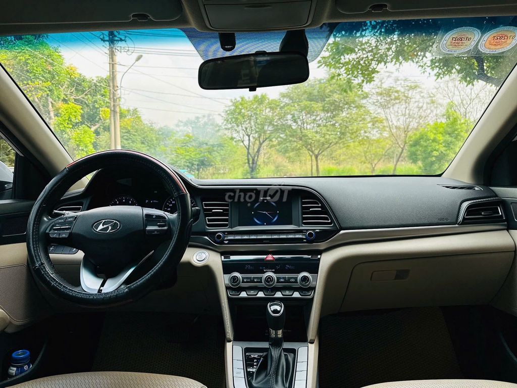 Hyundai Elantra 1.6 AT 2020 - 20000 km. Mua bán Ô tô tại Thành phố Dĩ An Bình Dương được đăng bởi Siêu Thị Ô Tô Bình Dương  hình 9