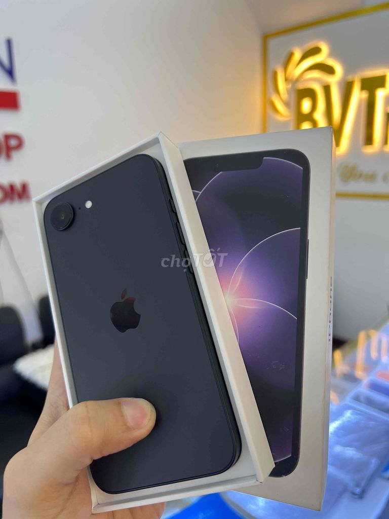 iPhone 17e 256GB 99.9% BH T5/27 Sạc 8 lần Full Box. Mua bán Điện thoại tại Quận 5 Tp Hồ Chí Minh được đăng bởi BVTMOBILE HỆ THỐNG BÁN LẺ UY TÍN hình 1