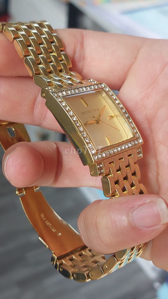 Đồng hồ Michael Kors size 30x35mm. Mua bán Đồng hồ tại Quận 1 Tp Hồ Chí Minh được đăng bởi Nguyễn Quang hình 1