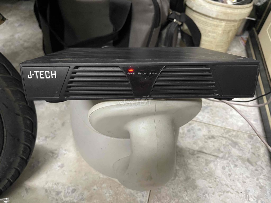 🔴 Đầu ghi hình IP 4 kênh J-TECH JT-HD1004. Mua bán Máy ảnh, Máy quay tại Quận 6 Tp Hồ Chí Minh được đăng bởi tieuvy  hình 1