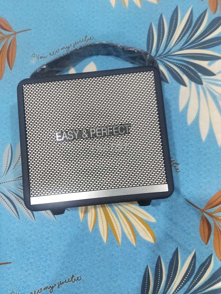 Loa Bluetooth Easy & Perfect Đen Mới. Mua bán Tivi, Âm thanh tại Quận Tân Bình Tp Hồ Chí Minh được đăng bởi Pham Huy hình 1