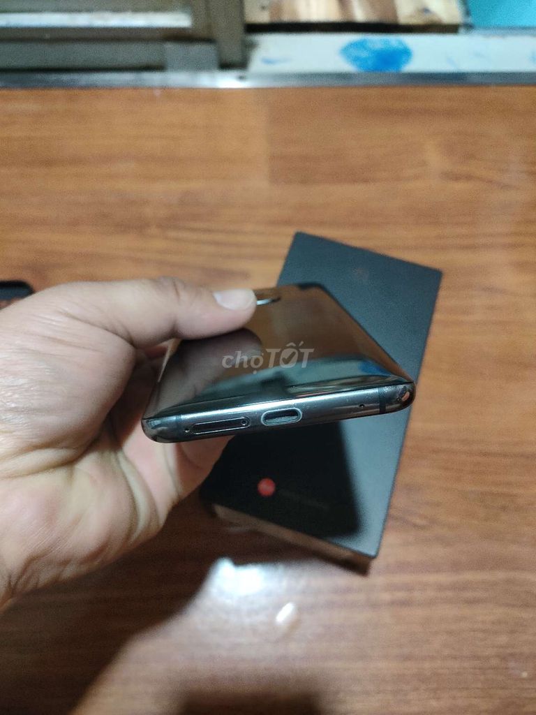 Huawei Mate 20 Pro 128GB Đen. Mua bán Điện thoại tại Quận 10 Tp Hồ Chí Minh được đăng bởi lê lâm hình 1
