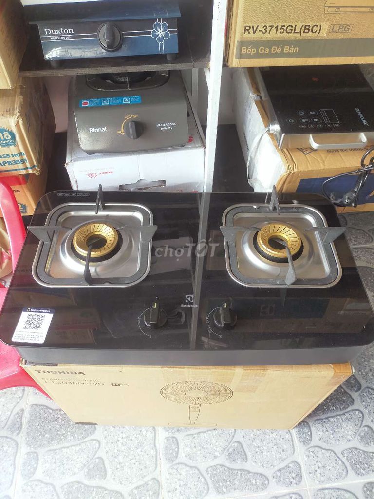 Bếp ga dương Electrolux mặt kính. Mua bán Bếp, lò, đồ điện nhà bếp tại Quận Cẩm Lệ Đà Nẵng được đăng bởi Bùi Văn Thái  hình 1