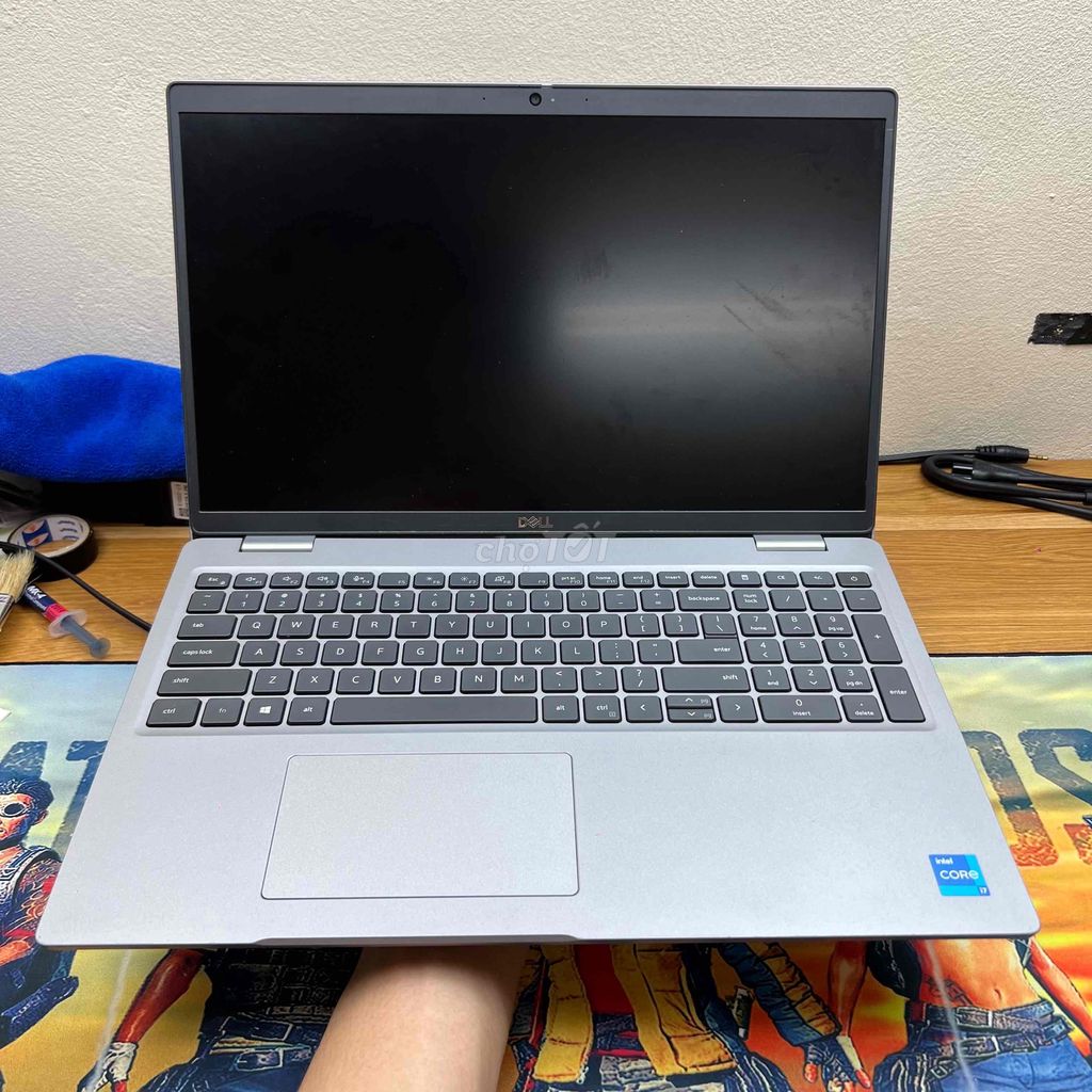 DELL Precision 3561 i7-11850H