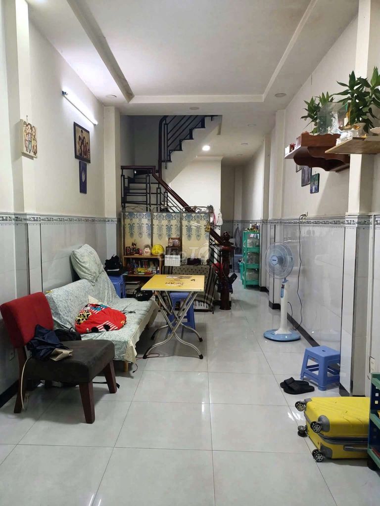 Аренда · 2 комн. · 40 м² · Quận 1, ул. nguyễn văn cừ