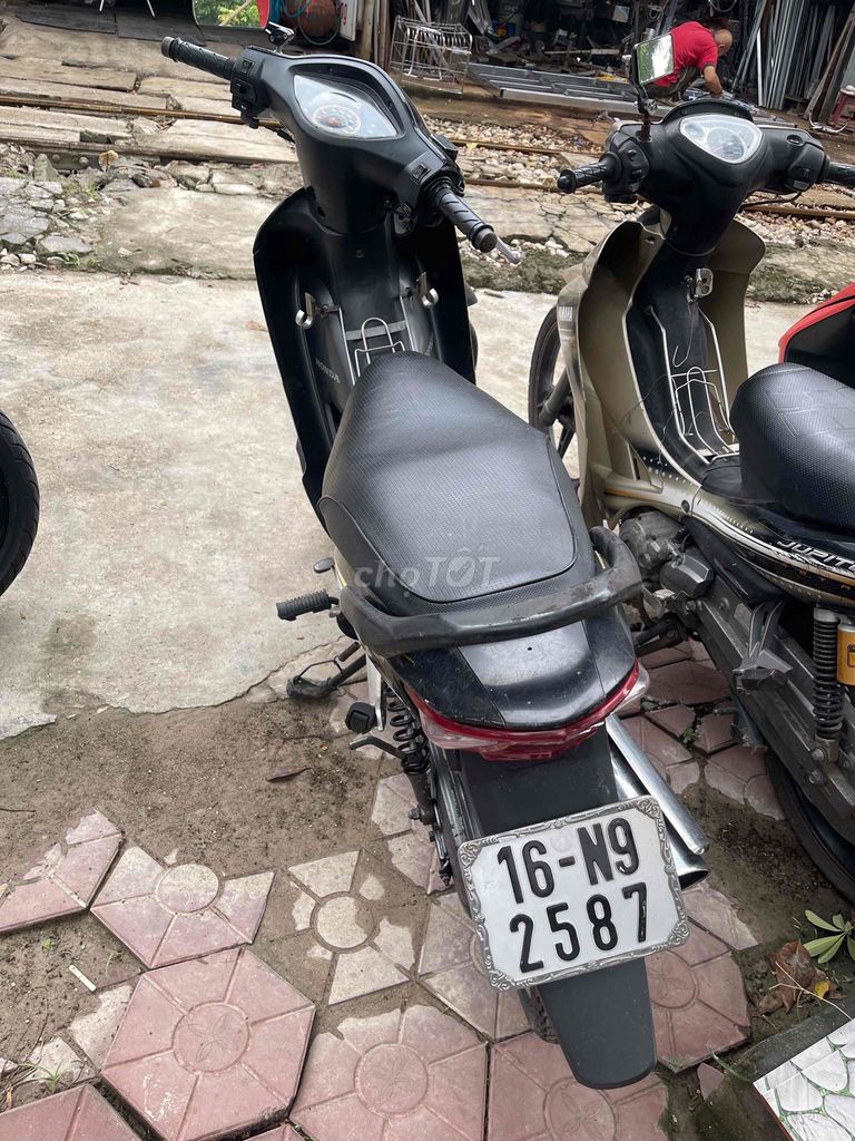 cần bán. Mua bán Xe máy tại Quận Ngô Quyền Hải Phòng được đăng bởi Ngô văn nhuận hình 2