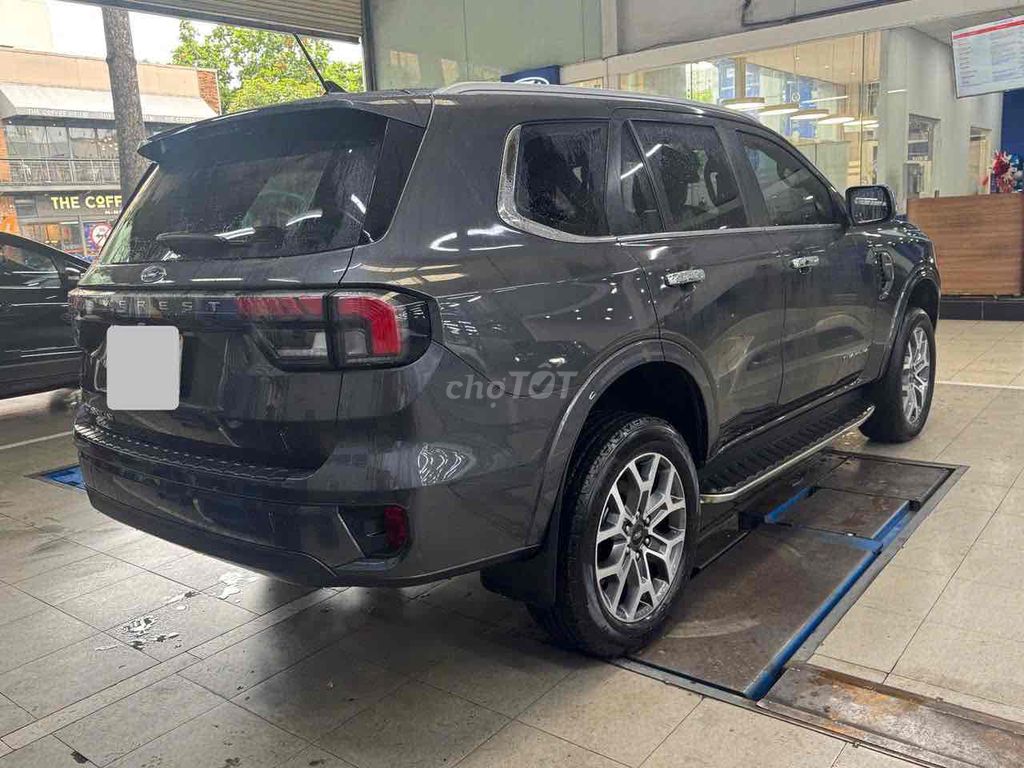 🚗 Ford Everest Titanium 2022 1 cầu đi ít. Mua bán Ô tô tại Quận 3 Tp Hồ Chí Minh được đăng bởi Phan Nguyễn Quốc hình 7