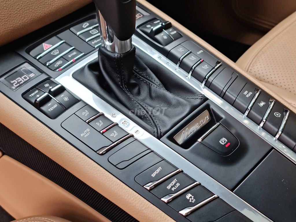 Porsche Macan model 2018 Full Lịch Sử full option. Mua bán Ô tô tại Quận Bình Thạnh Tp Hồ Chí Minh được đăng bởi Hoàng Phát hình 4