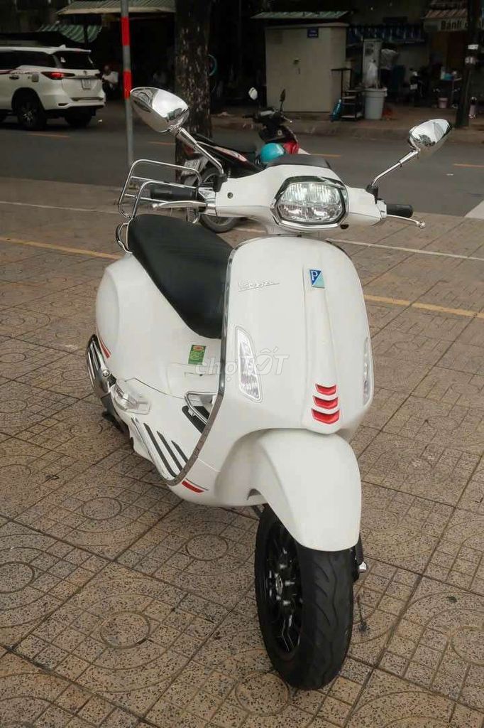 Piaggio Vespa Sprint 150 2023 белая, пробег 15 000 км