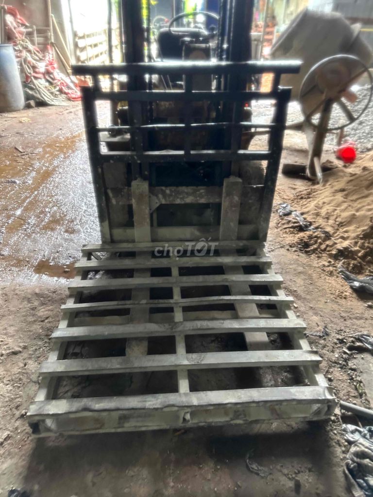 Dư 1 cặp càng xe nâng 9 tấc và 1 cặp bọc càng 1.2m. Mua bán Phụ tùng xe tại Huyện Gò Công Tây Tiền Giang được đăng bởi Đăng Huy hình 2