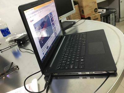 Bán laptop Dell màn to 15.6 inch