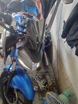Xe Suzuki GSX môtô mạnh  zin full xe. Mua bán Xe máy tại Huyện Phong Điền Cần Thơ được đăng bởi Tu Gol