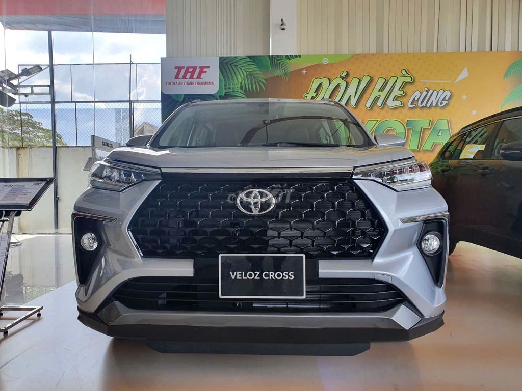 Toyota Veloz Cross 2025  GIAO XE TOÀN QUỐC. Mua bán Ô tô tại Huyện Bình Chánh Tp Hồ Chí Minh được đăng bởi TRANGTRAN TOYOTA AN THÀNH hình 1