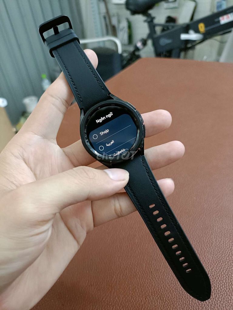 Samsung Galaxy Watch 6 43mm GPS Classic Đen keng. Mua bán Thiết bị đeo thông minh tại Quận Thanh Khê Đà Nẵng được đăng bởi TT PHONE hình 1