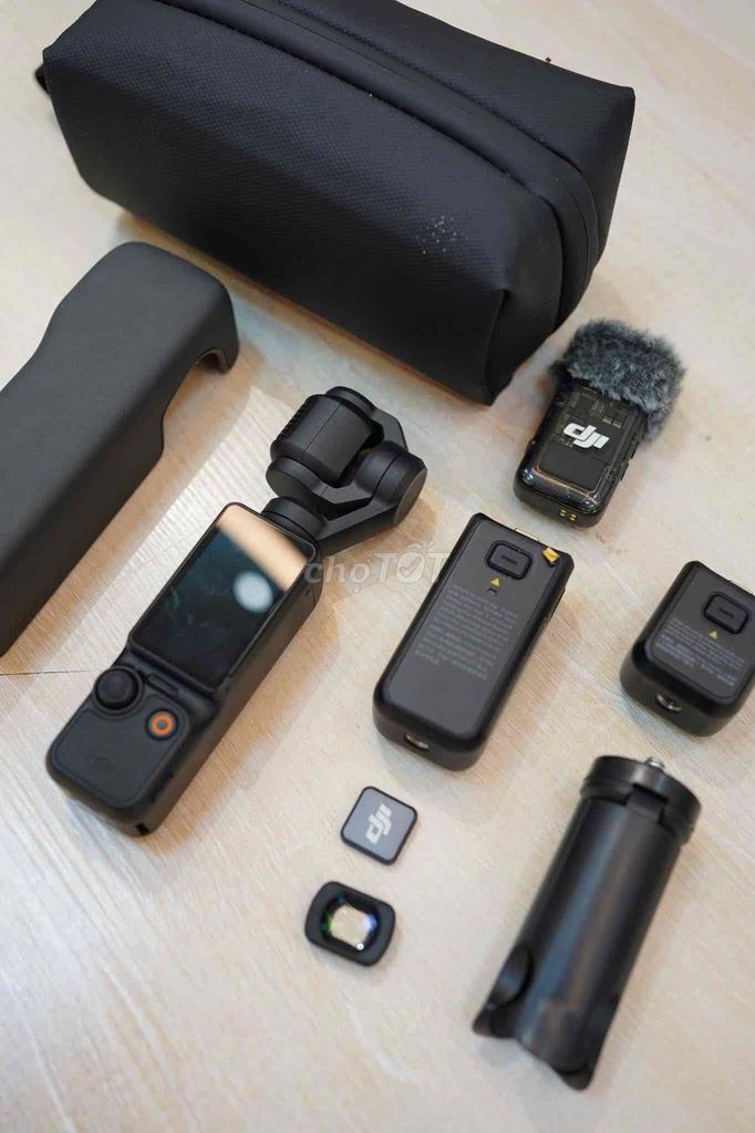 Máy quay DJI Pocket 3 Combo. Mua bán Máy ảnh, Máy quay tại Thị xã Sơn Tây Hà Nội được đăng bởi Joker hình 1