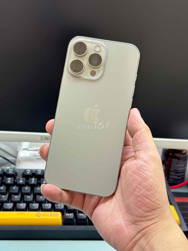 iPhone 16 Pro Max 256GB Titan Mỹ. Mua bán Điện thoại tại Quận Lê Chân Hải Phòng được đăng bởi Ap Store 444 tô hiệu hình 1
