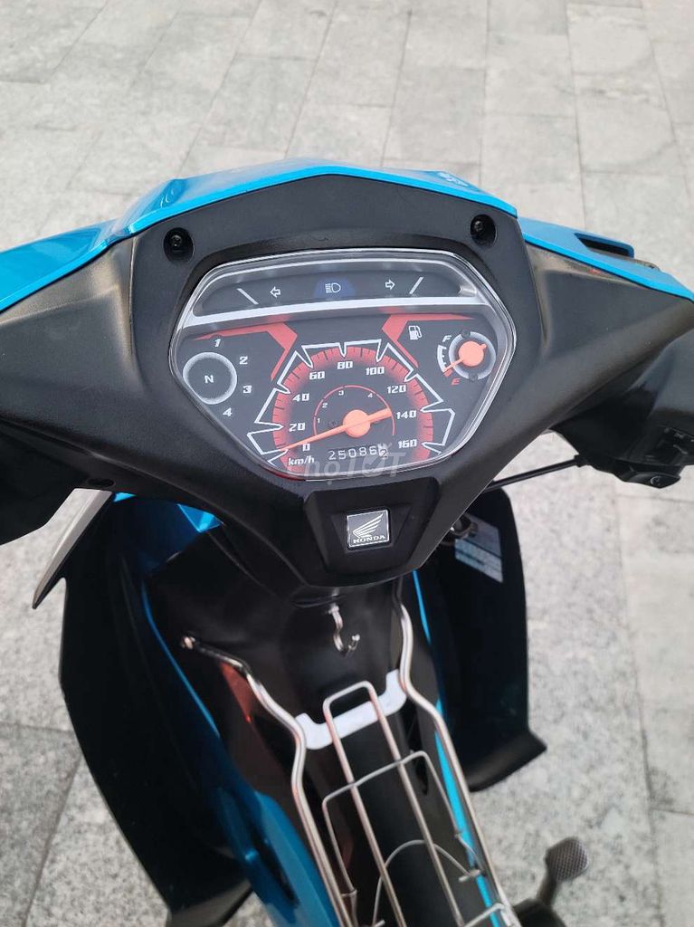 Blade 2020 xe cop rin đep như mơi chinh chu bs65. Mua bán Xe máy tại Quận Thốt Nốt Cần Thơ được đăng bởi Nguyễn Minh  hình 2