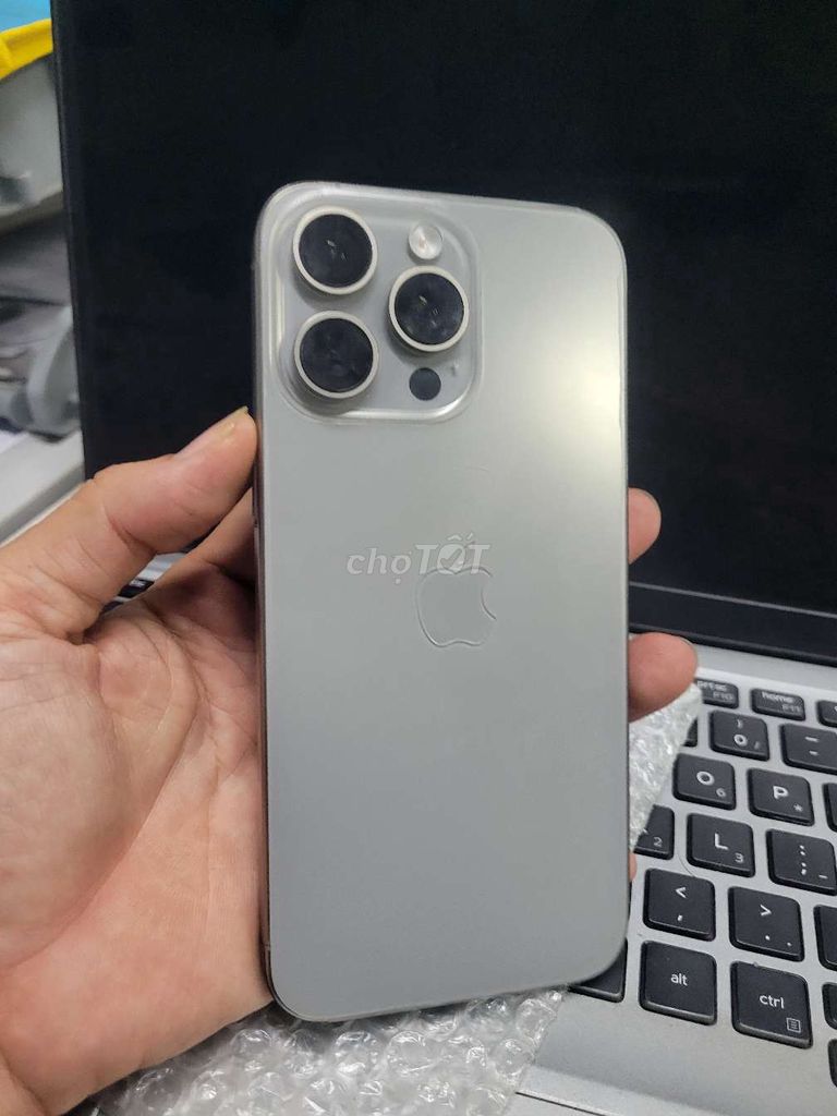 ip 15 Pro Max zin ap 99% giao lưu. Mua bán Điện thoại tại Huyện Châu Thành Tiền Giang được đăng bởi Cầm đồ thanh lý  hình 1