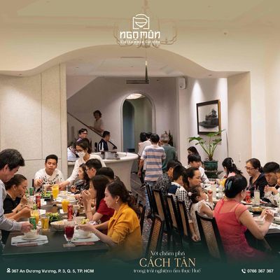 Cần Tuyển Phục Vụ Làm Việc Tại Quận 5. Việc làm tại Quận 5 Tp Hồ Chí Minh được đăng bởi NHÀ HÀNG NGỌ MÔN hình 1