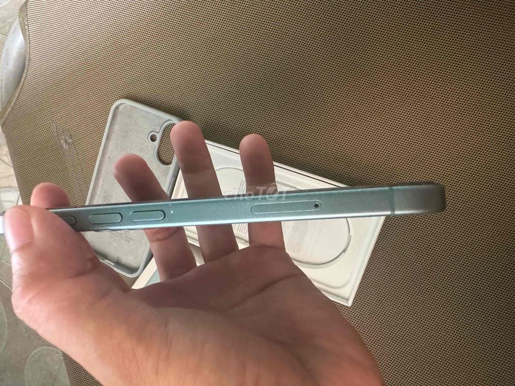 Apple iPhone 16 128GB vn/a Xanh ngọc còn BH. Mua bán Điện thoại tại Thành phố Thuận An Bình Dương được đăng bởi Hưng hình 1