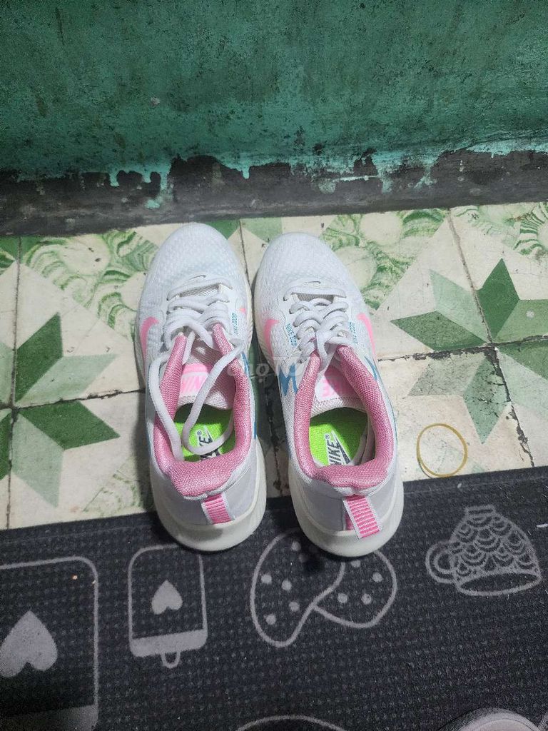 Giày thể thao Nike Zoom Nữ. Mua bán Giày dép tại Quận 5 Tp Hồ Chí Minh được đăng bởi Binh Nguyên hình 1