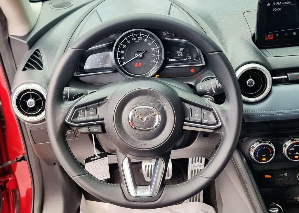 MAZDA 2 LUXURY 1.5AT 2023, NHẬP THÁI, ODO 1V4.. Mua bán Ô tô tại Thành phố Thủ Đức Tp Hồ Chí Minh được đăng bởi Đức Hưng Siêu thị ô tô Thủ Đức hình 9