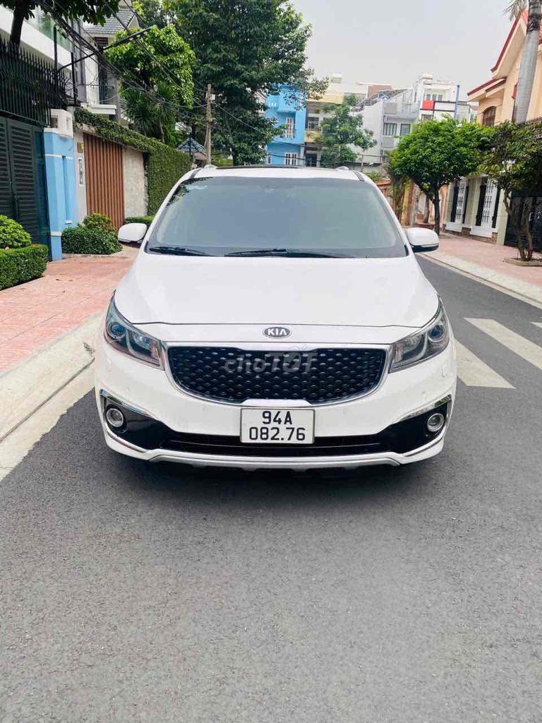 Kia Sedona CRDi 2.2 máy dầu bản Full đời cuối 2017