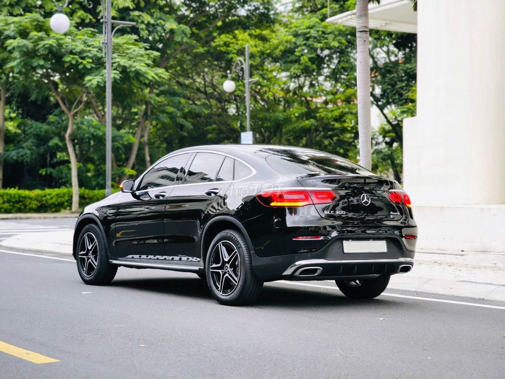 🔺MERCEDES GLC 300 COUPE MODEL 2023 NHẬP ĐEN/NÂU. Mua bán Ô tô tại Quận 7 Tp Hồ Chí Minh được đăng bởi Tung hình 4