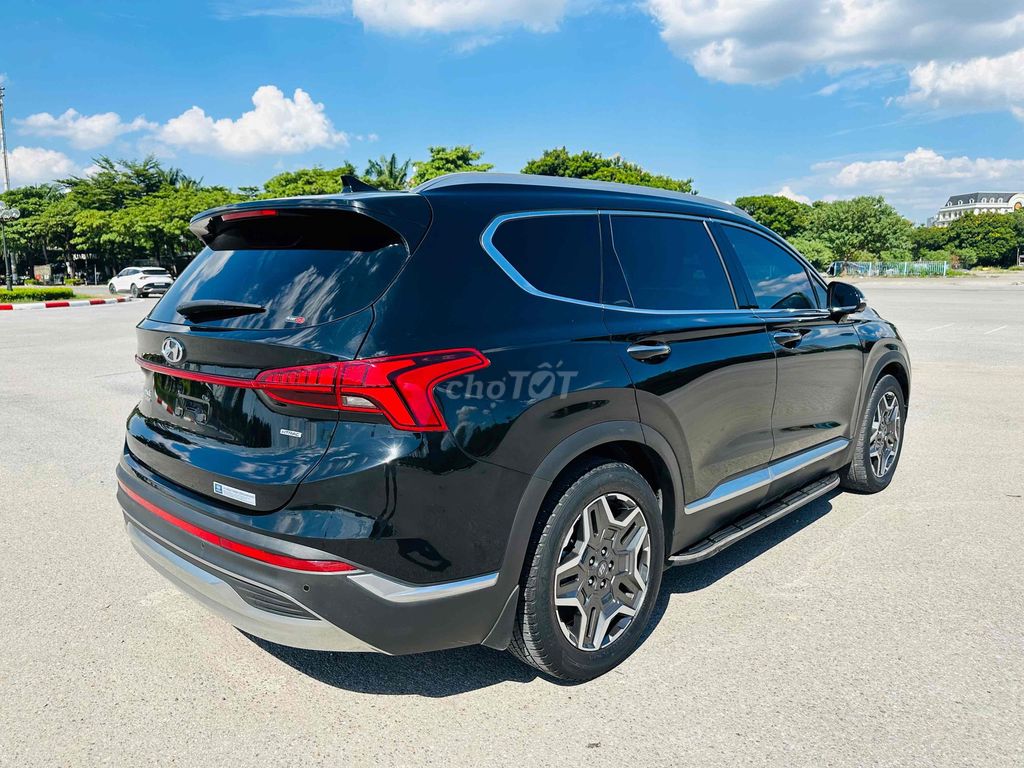 Hyundai Santafe Premium 2.4AT 2023